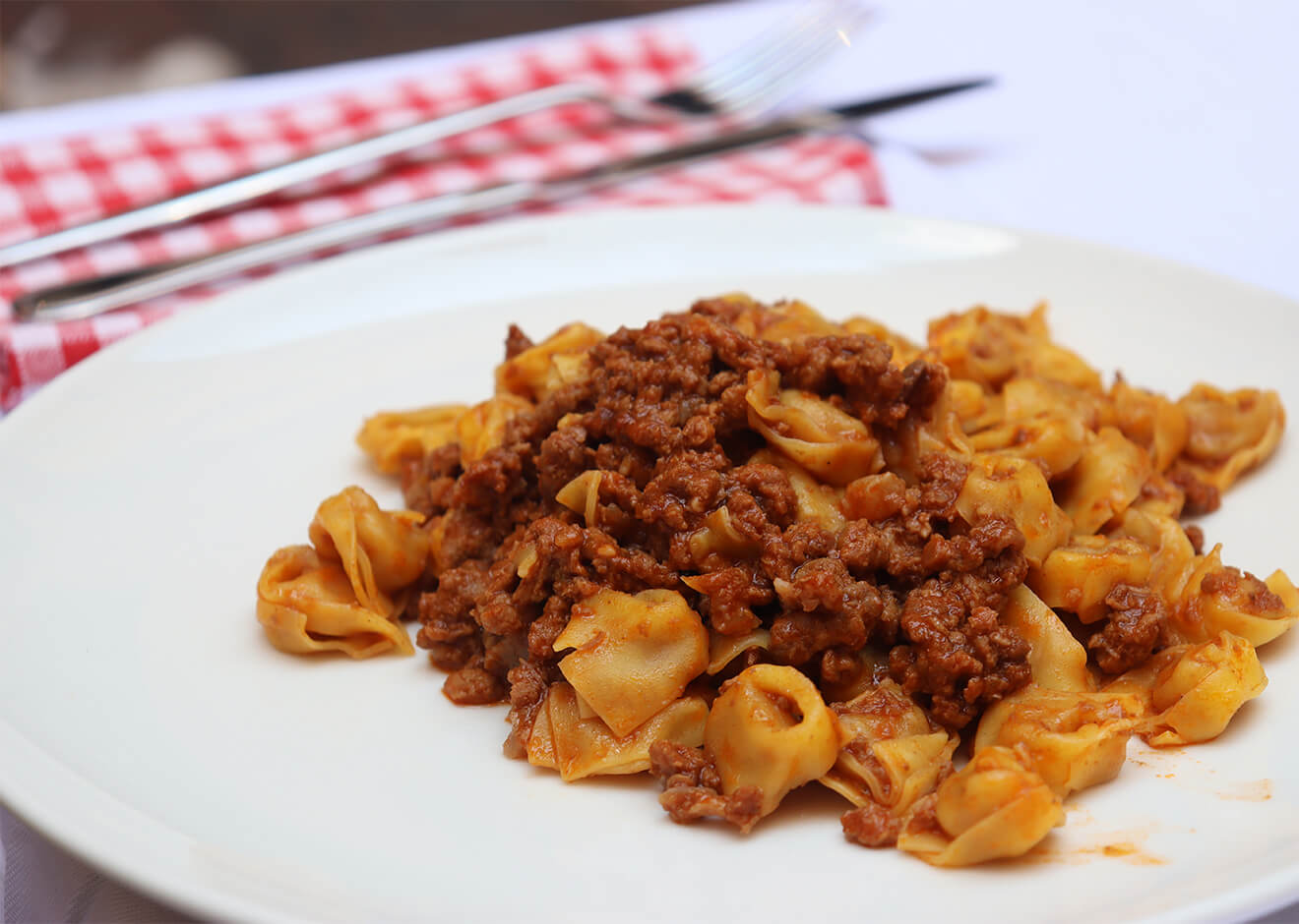 tortellini bolognese