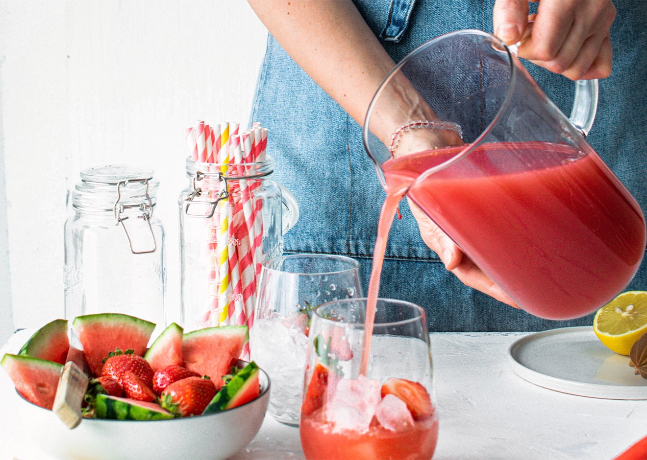 strawberry-watermelon-lemonade-juice-step-by-step